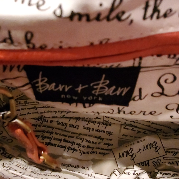 Barr & Barr New York Leather Purse - Picture 11 of 12